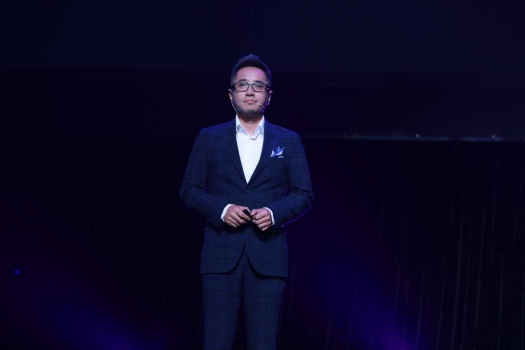 "充满想象"满京华集团文化产业战略发布会暨国际艺展中心启幕盛典